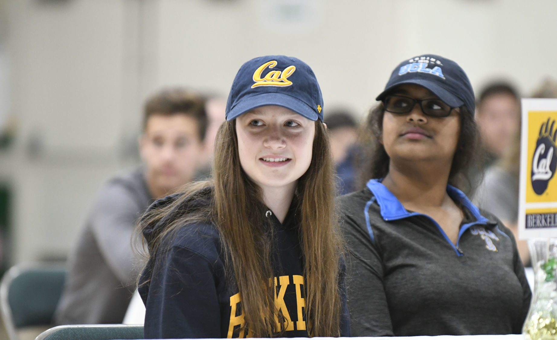 051619 St Joseph signing 04.jpg